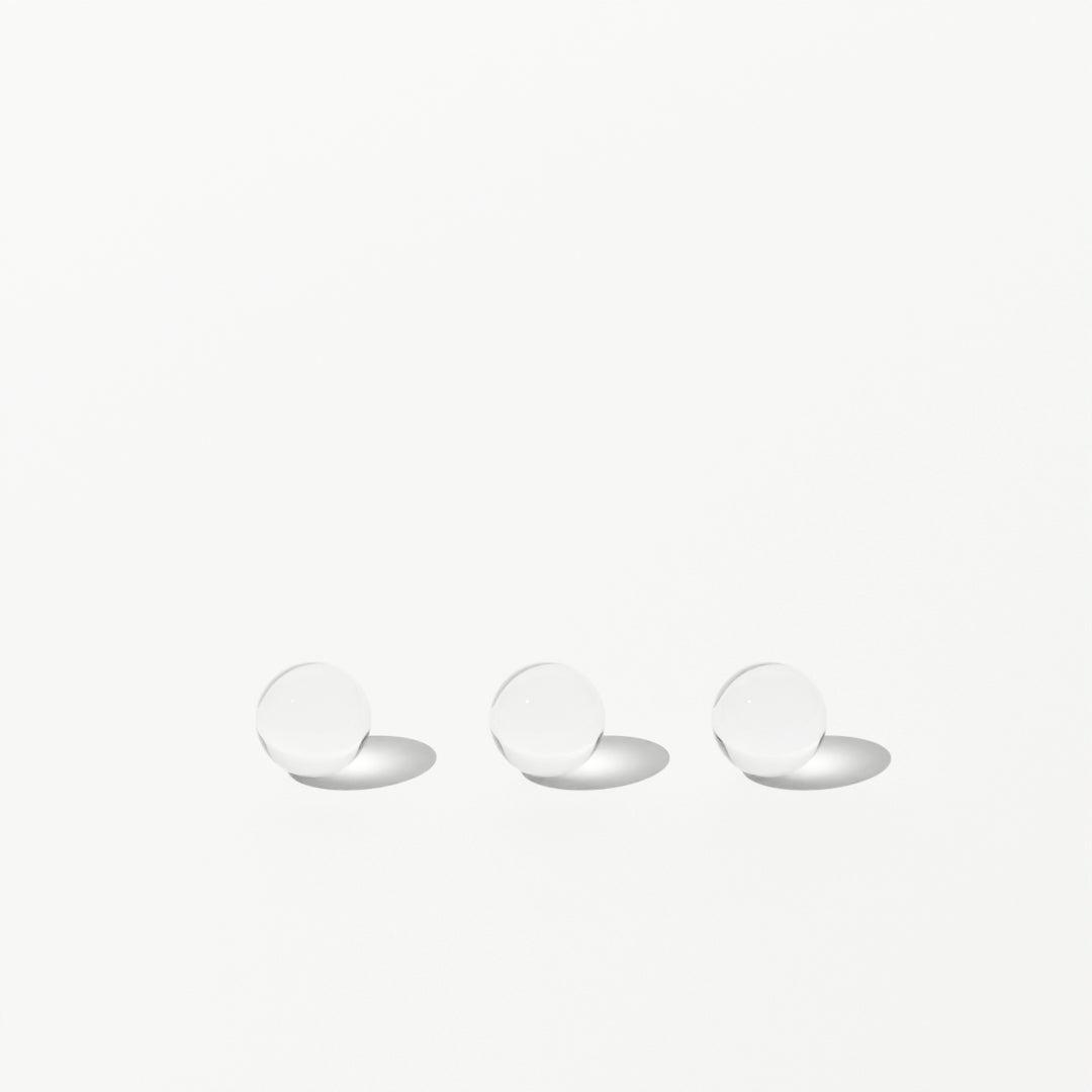 Clear Acrylic Spheres (Various Sizes) - Product Photography - propshop.ca